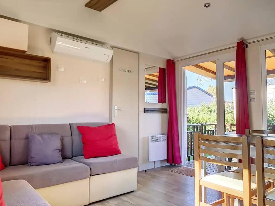 Le Moorea Mobilhome Camping Le Montourey 4 Etoiles Fréjus المظهر الخارجي الصورة